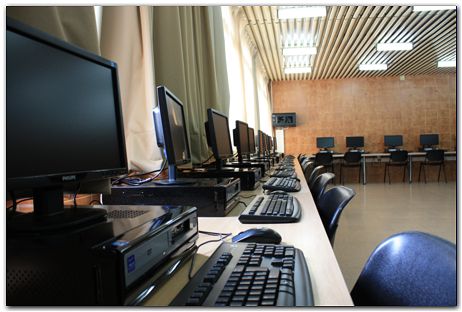 Aula informatica Maristas Alicante